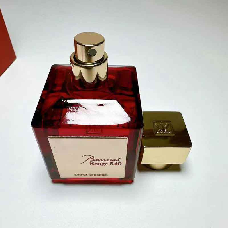 Il profumo Baccarat 540 essenc - Home Fragrance Red Wine recensione e prezzo
